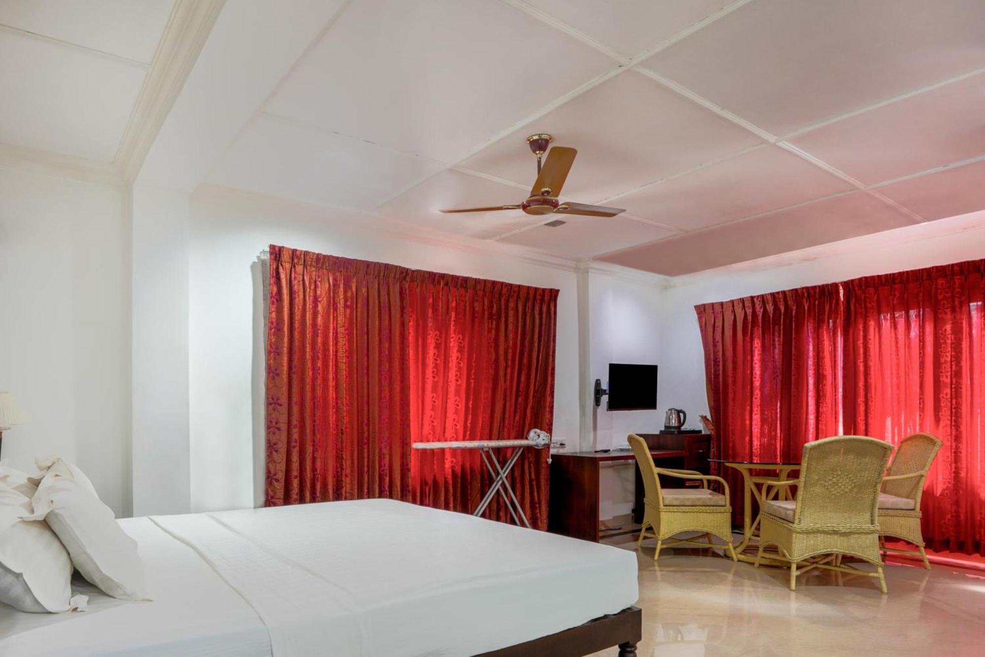Palette Resorts- Tapovan Green County Thattakad Екстер'єр фото