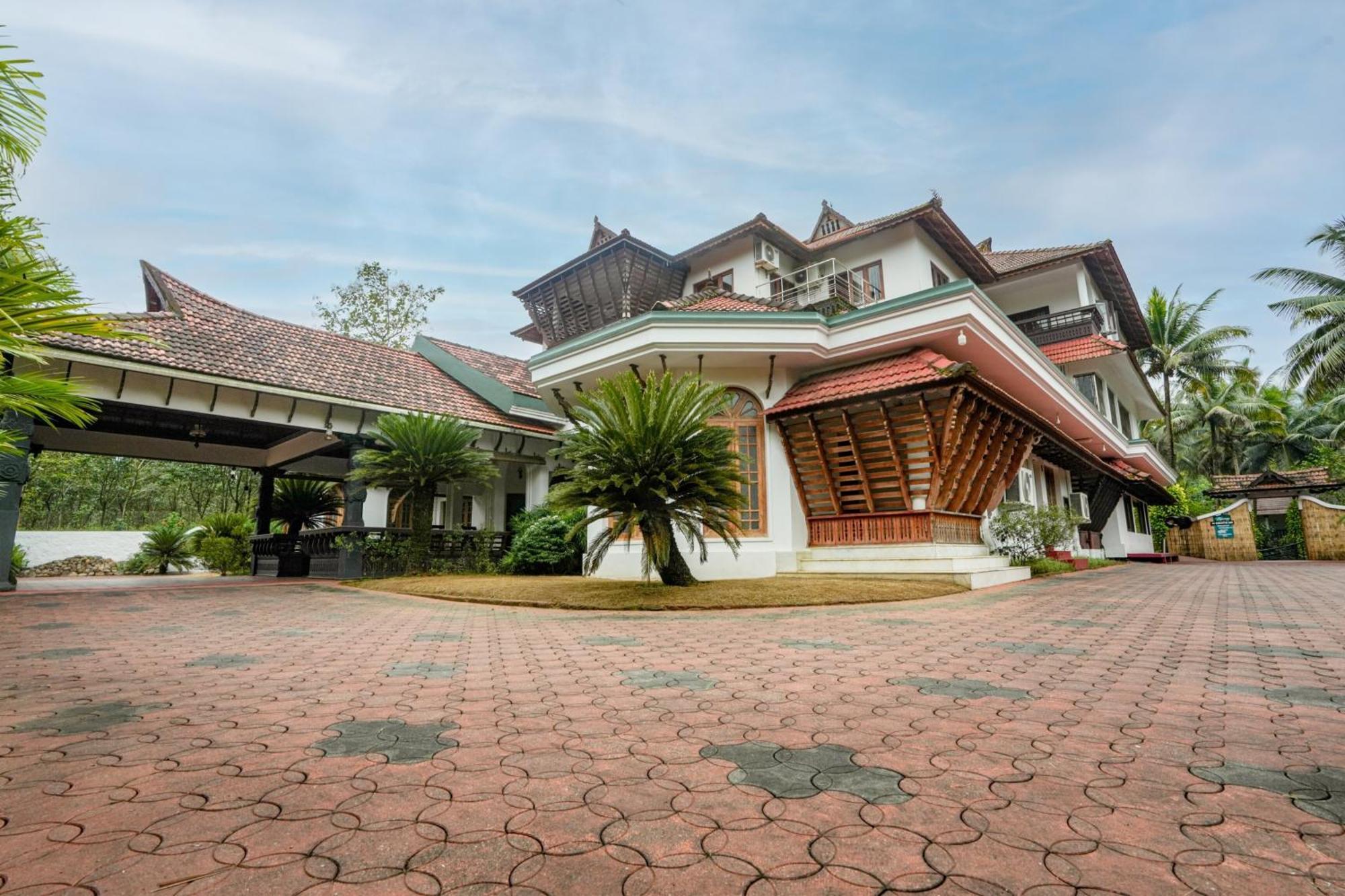 Palette Resorts- Tapovan Green County Thattakad Екстер'єр фото